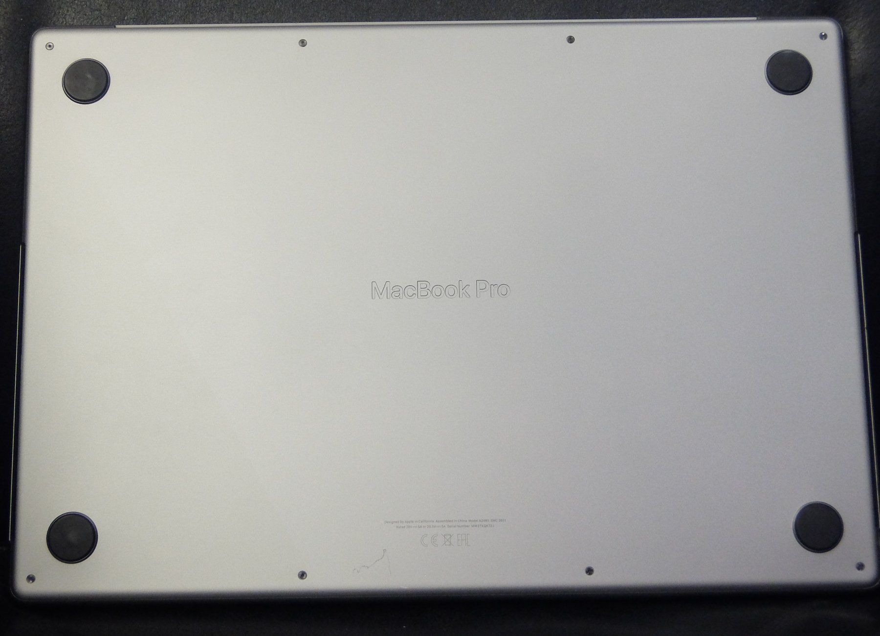 Apple Portables: MacBookPro 16 M1 Max,10-CPU,32-GPU,32GB/4TB SSD – D'occasion à Basel par Elektronik_Markt 8