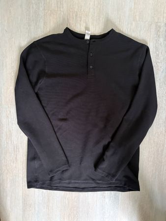 Black Henley Shirt - Long Sleeve Warm Top for Autumn/Winter.
