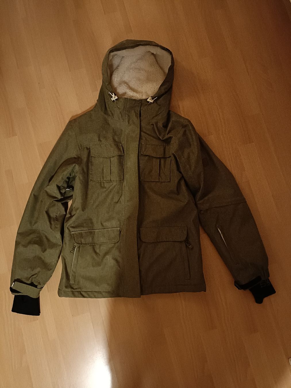 Skis: Veste de ski – Gebraucht aus Vaulruz von O_DDM