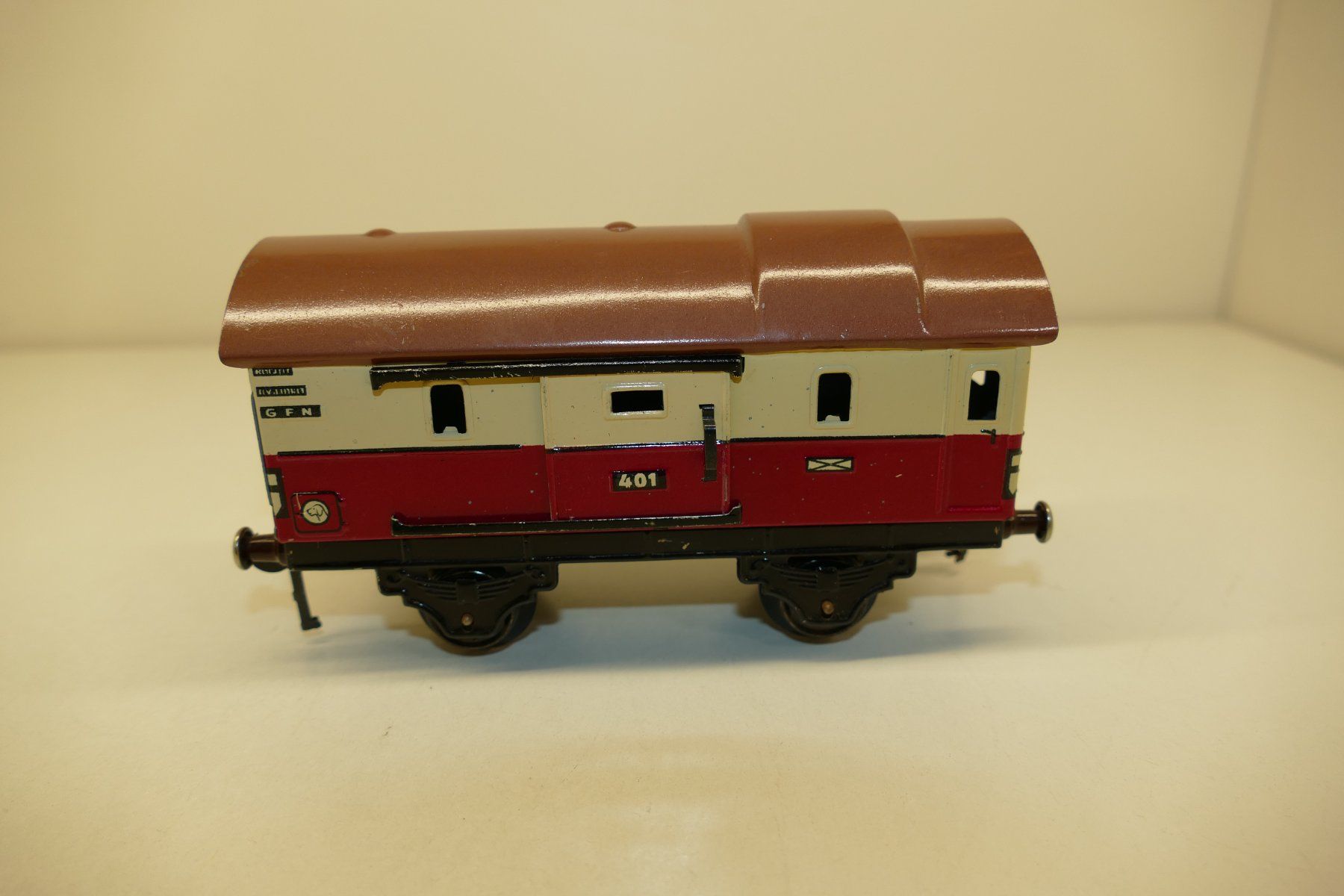 Fleischmann Modellini di ferrovie: Fleischmann 0: Gepäckwagen – Nuovo (secondo la descrizione) da Niederhasli venduto da rail-duerst 2