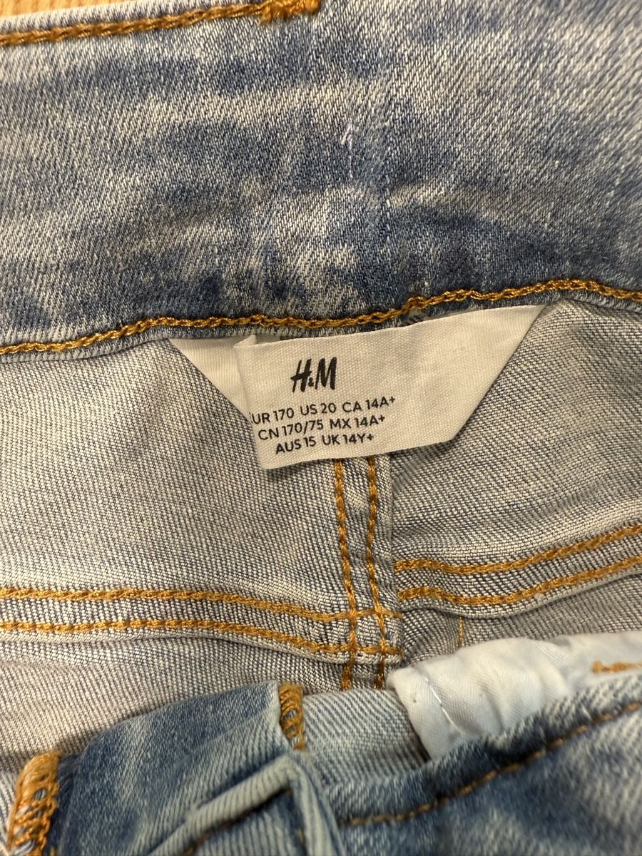 H&M Pantaloni: H&M Capri-Jeans, Gr. 170 – Usato da Dinhard venduto da SternZ 1