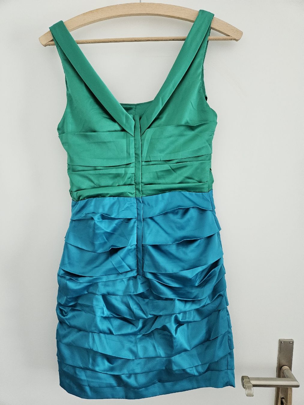 Kleider: Cocktailkleid Türkis/Grün – Neu (gemäss Beschreibung) aus Elgg von and_2x26 1