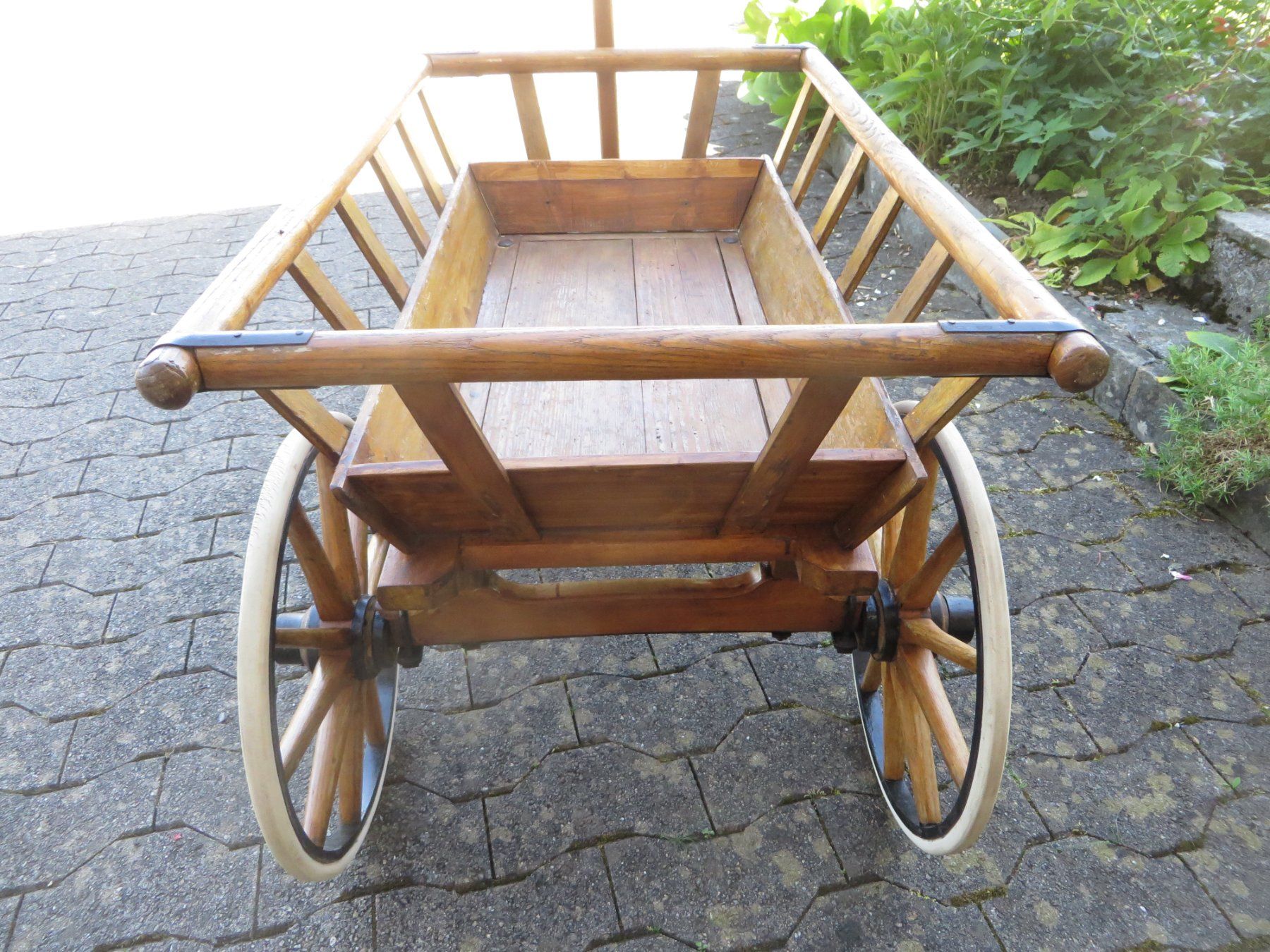 Carrelli di trasporto: Nr. 9 Neu restauriertes Leiterwägeli / Leiterwagen – Usato da Ermenswil venduto da lodero 2