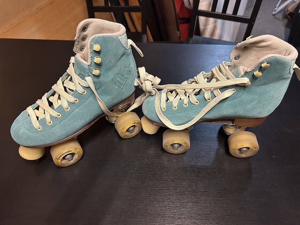 Inline-Skating & Rollschuhe: Oldschool Rollschuhe – Gebraucht aus Winterthur von jen_6bzw