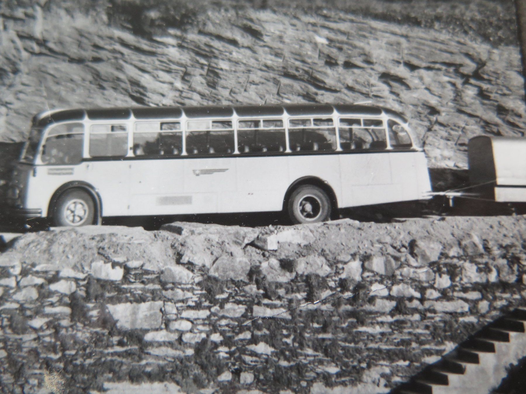 Cartoline postali: ROUTE DU SIMPLON - POSTAUTO MIT ANHÄNGER – Usato da Wittenbach venduto da lipasal 1