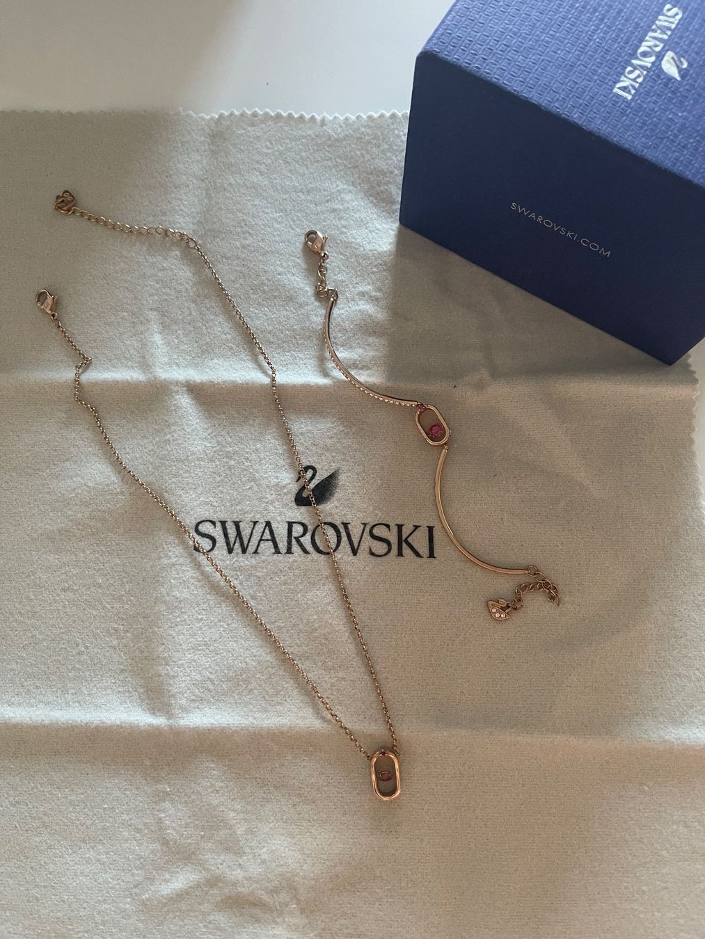 Swarovski Sonstiger Schmuck: Collier et bracelet Swarovski – Gebraucht aus Thônex von car_9v7b 1