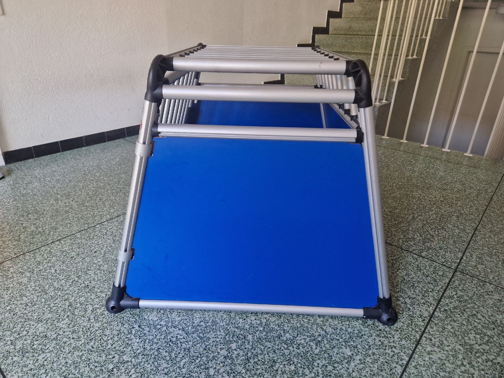 4pets Gabbie, trasporto & Sicurezza: Hundebox Medium von 4Pets – Usato da Baden venduto da tobysuter 3