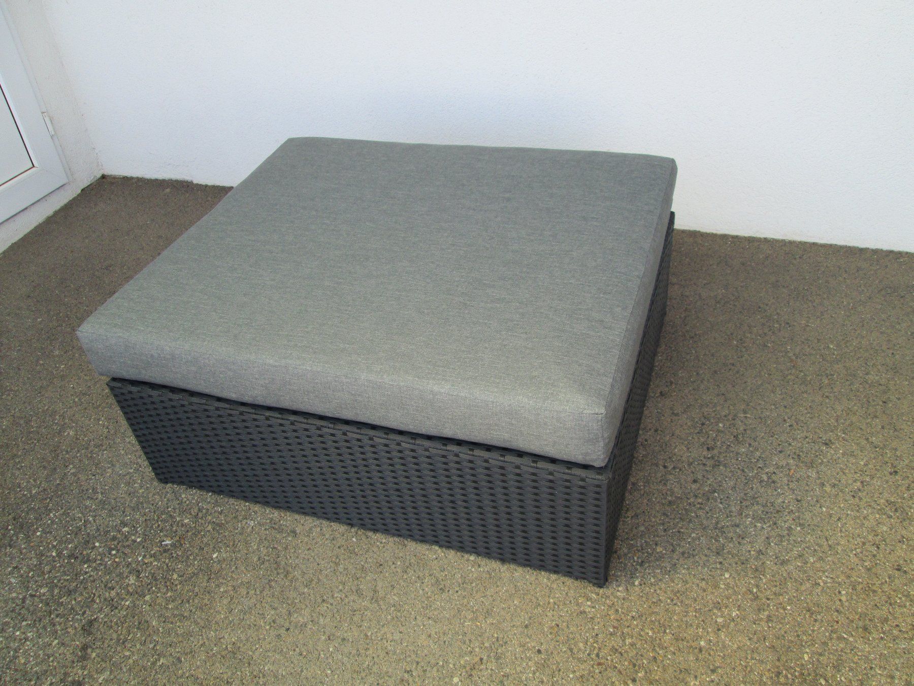 Sgabelli: Rattanlounge / Hocker. NEU – Usato da Movelier venduto da KRASI61 2