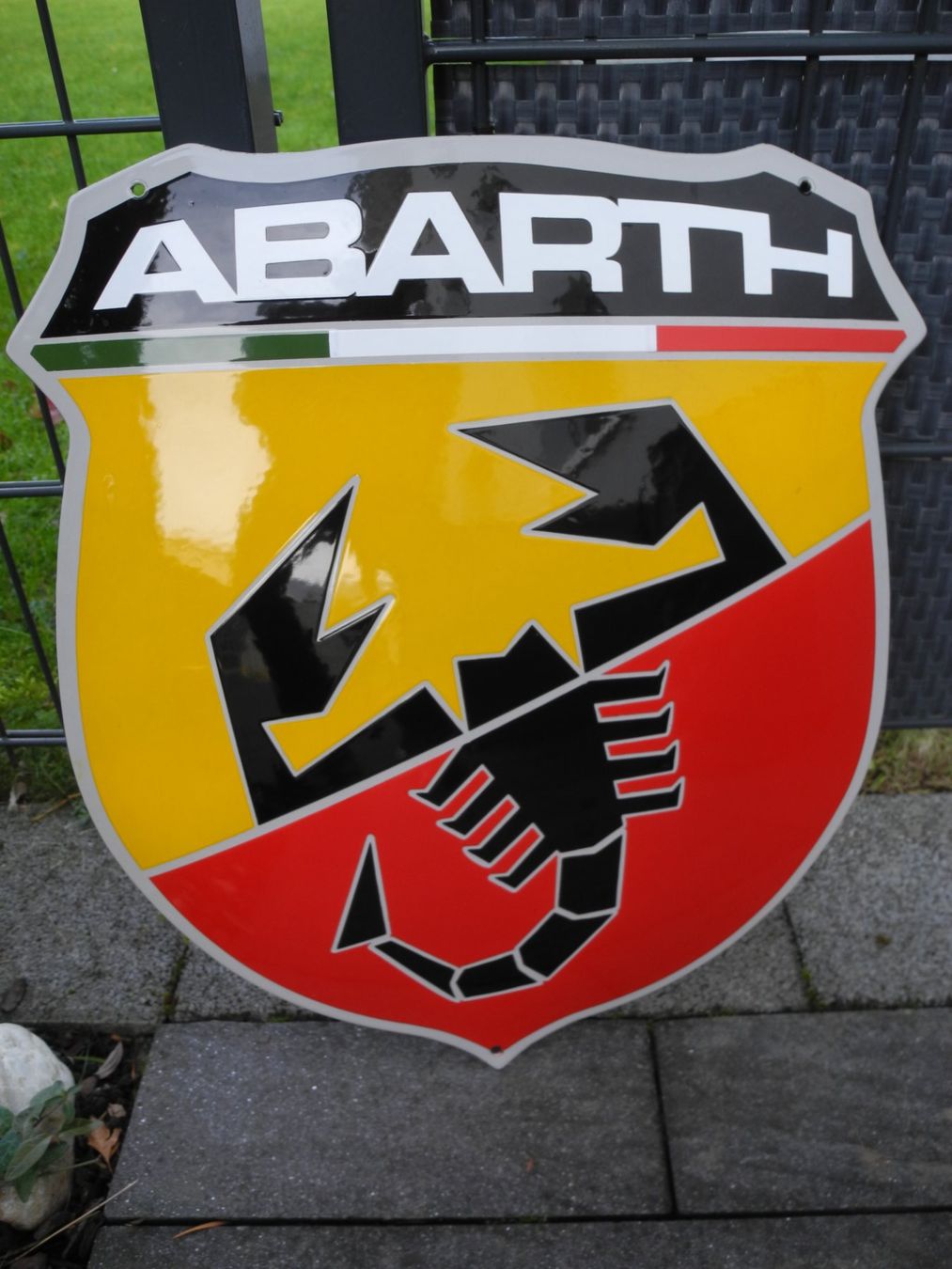 Abarth Insegne: GROSSES ABARTH EMAILSCHILD – Nuovo (secondo la descrizione) da Reinach AG venduto da Huckleberrysix 3
