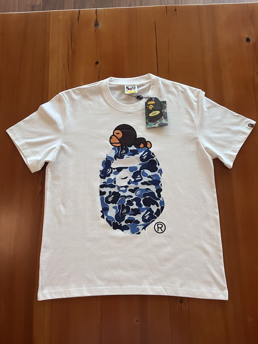 Bape T-shirt: A BATHING APR — T-SHIRT – Nuovo (secondo la descrizione) da Au ZH venduto da erik.en