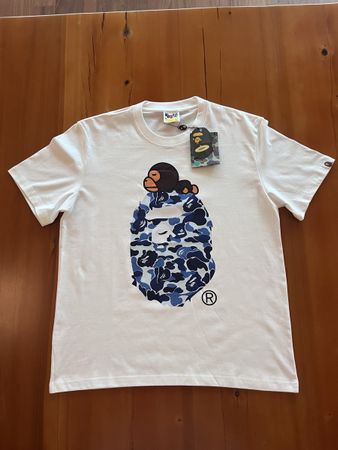 A BATHING APR — T-SHIRT