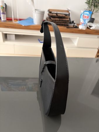 Elegante YSL Le 5 à 7 Hobo-Bag