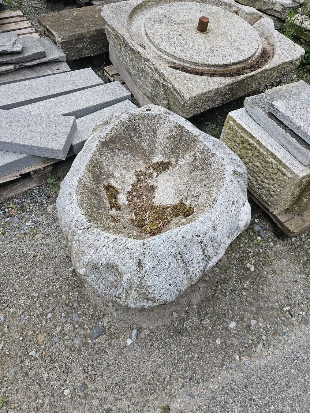 Stagni & Fontane ornamentali: stein brunnen valle maggia! – Usato da Cevio venduto da BiadiciN