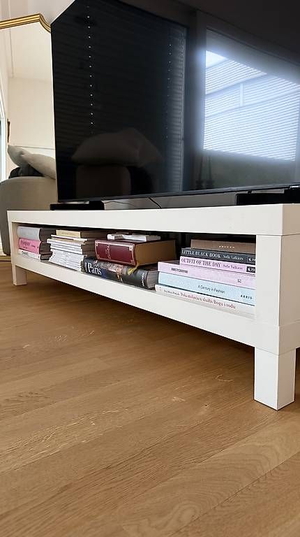 Mobili TV: TV-Bank / TV-Board – Usato da Balgach venduto da DeeKova 1