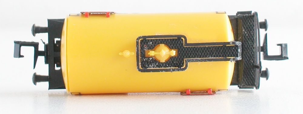 Arnold Modelleisenbahnen: Arnold Rapido Kesselwagen Shell der DB Spur N – Gebraucht aus Oberwil BL von Klang 4