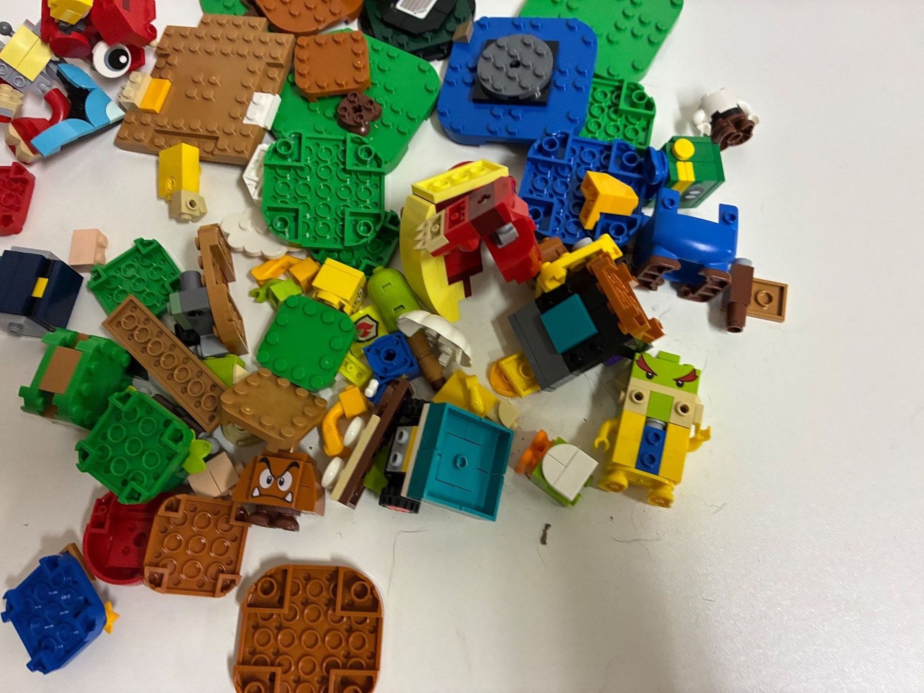 Lego Giocattoli: LEGO SuperMario Teile ab 1.- – Usato da Kerns venduto da chriglim 2
