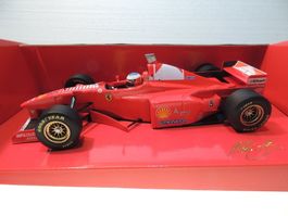 Minichamps F1 Ferrari F310B Michael Schumacher 1:18
