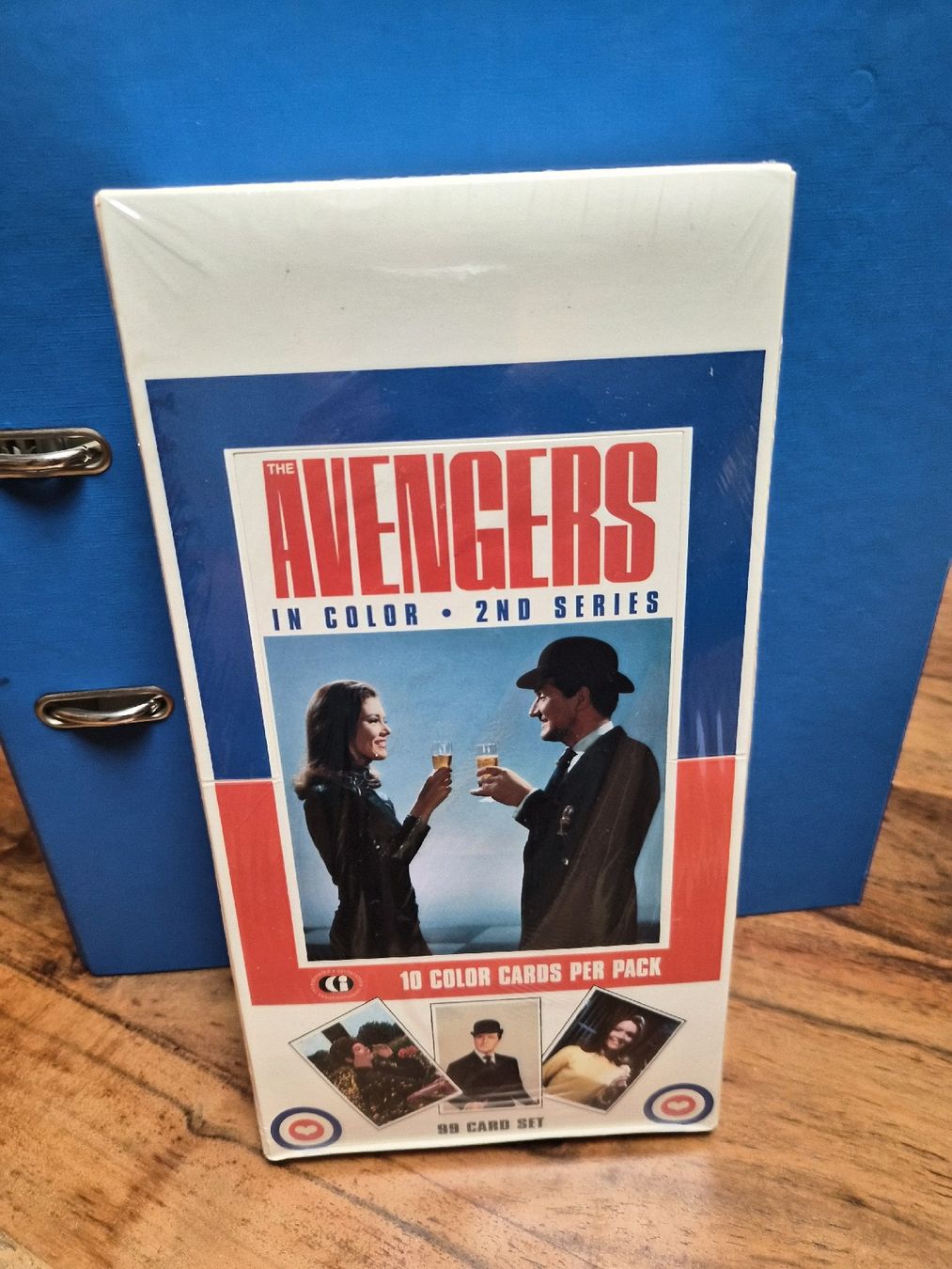 Cartes à collectionner: TRADING CARDS THE AVENGERS 1993 – Neuf avec emballage d'origine à Schönenberg ZH par heaangst