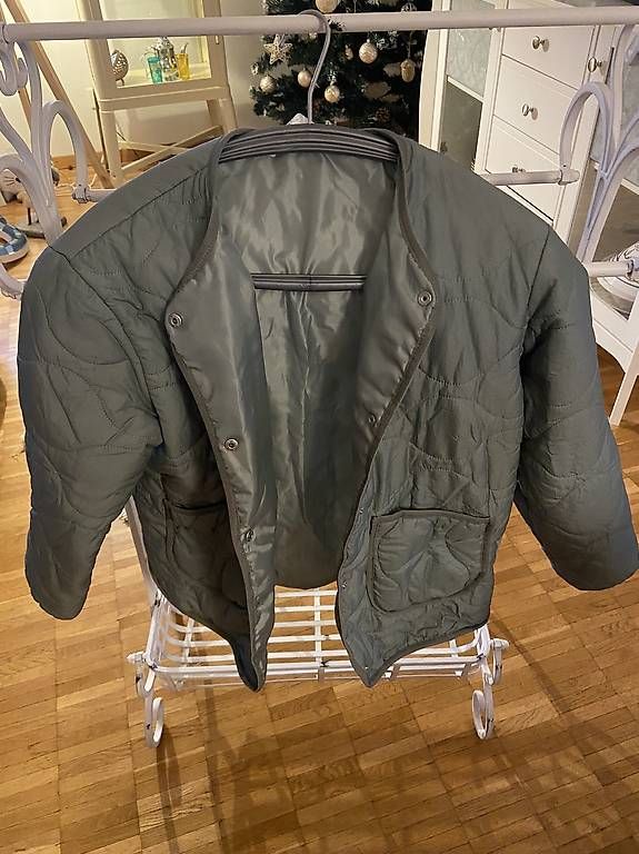 Giacche: Von H&M- leichte Pufferjacke Gr. 146  – Usato da Buchs SG venduto da sil_fy8q 2