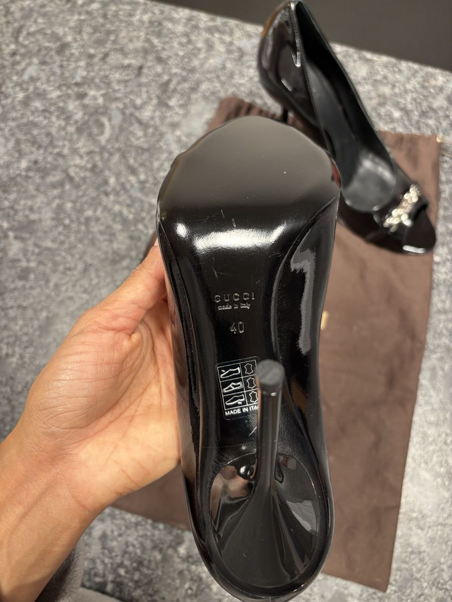 Gucci Scarpe da donna: GUCCI High Heel Pumps / Schwarz / Grösse 40 – Nuovo (secondo la descrizione) da Rüti ZH venduto da Sli2710 2