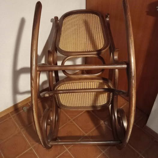 Thonet Sedie: Schaukelstuhl Vintage Thonet-Stil – Usato da Hochwald venduto da motowear-secondhand 7
