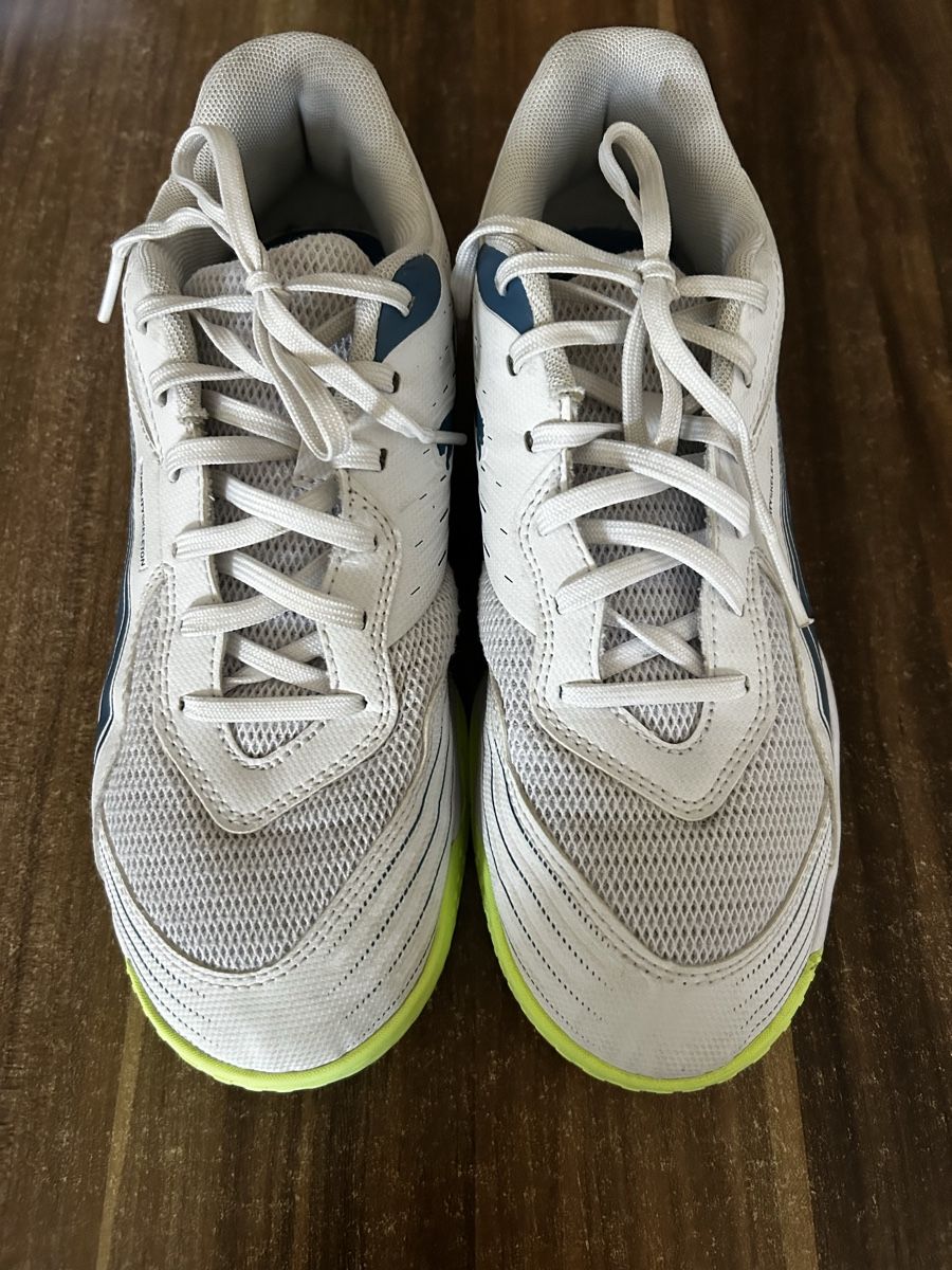 Puma Schuhe für Jungen: Puma Hallenturnschuhe Grösse 38 – Gebraucht aus Lützelflüh-Goldb von Sonique6 1