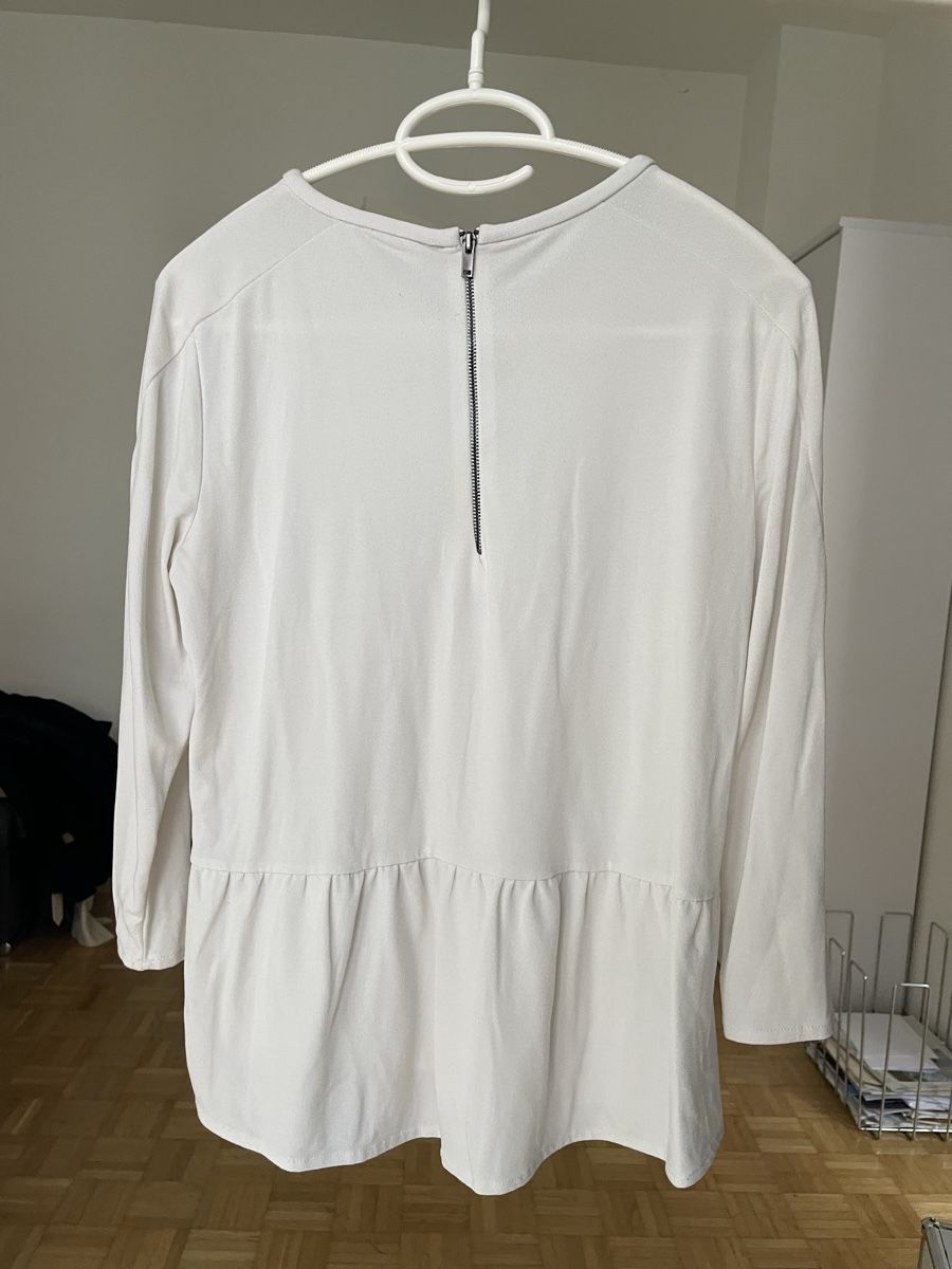 Mango Camicette: Elegante Mango Bluse in Weiss Grösse S – Usato da Zürich venduto da Carlajimena 3