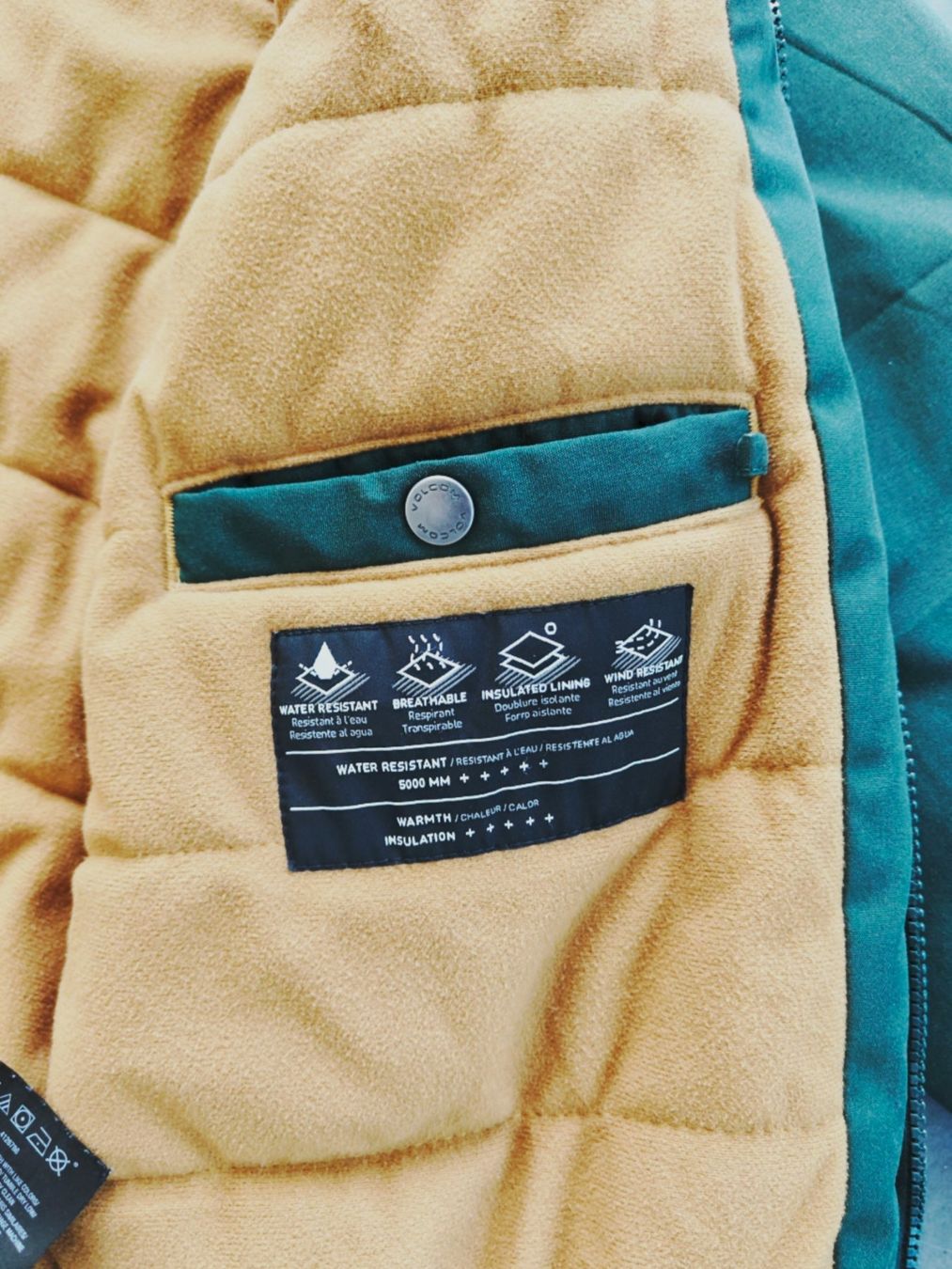 Volcom Giacche: Volcom Snowboard Winterjacke - Grösse M – Usato da Zürich venduto da Matthieu60 2