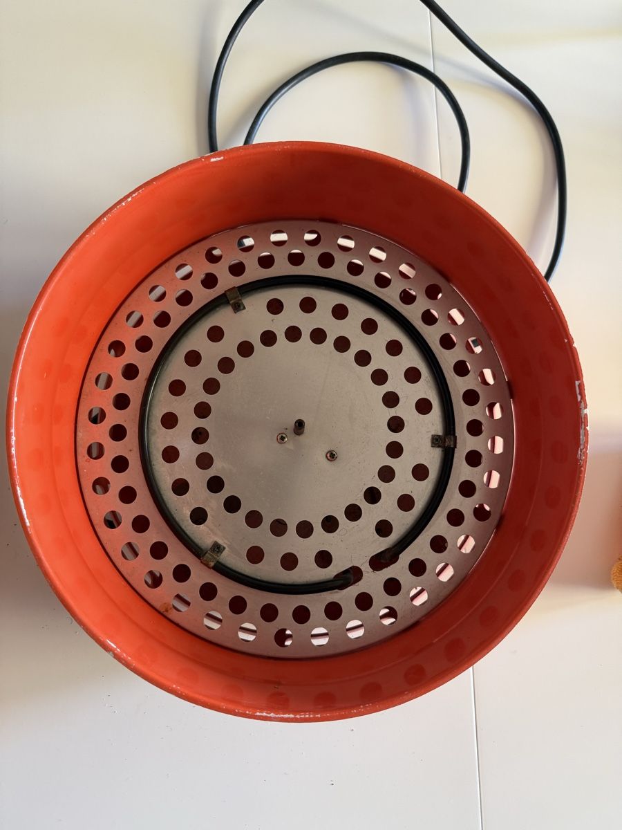 Sigg Appareils de cuisine: Dörrgerät Sigg Dörrex Type 1780 orange gebraucht – D'occasion à Seengen par Emanoo 2