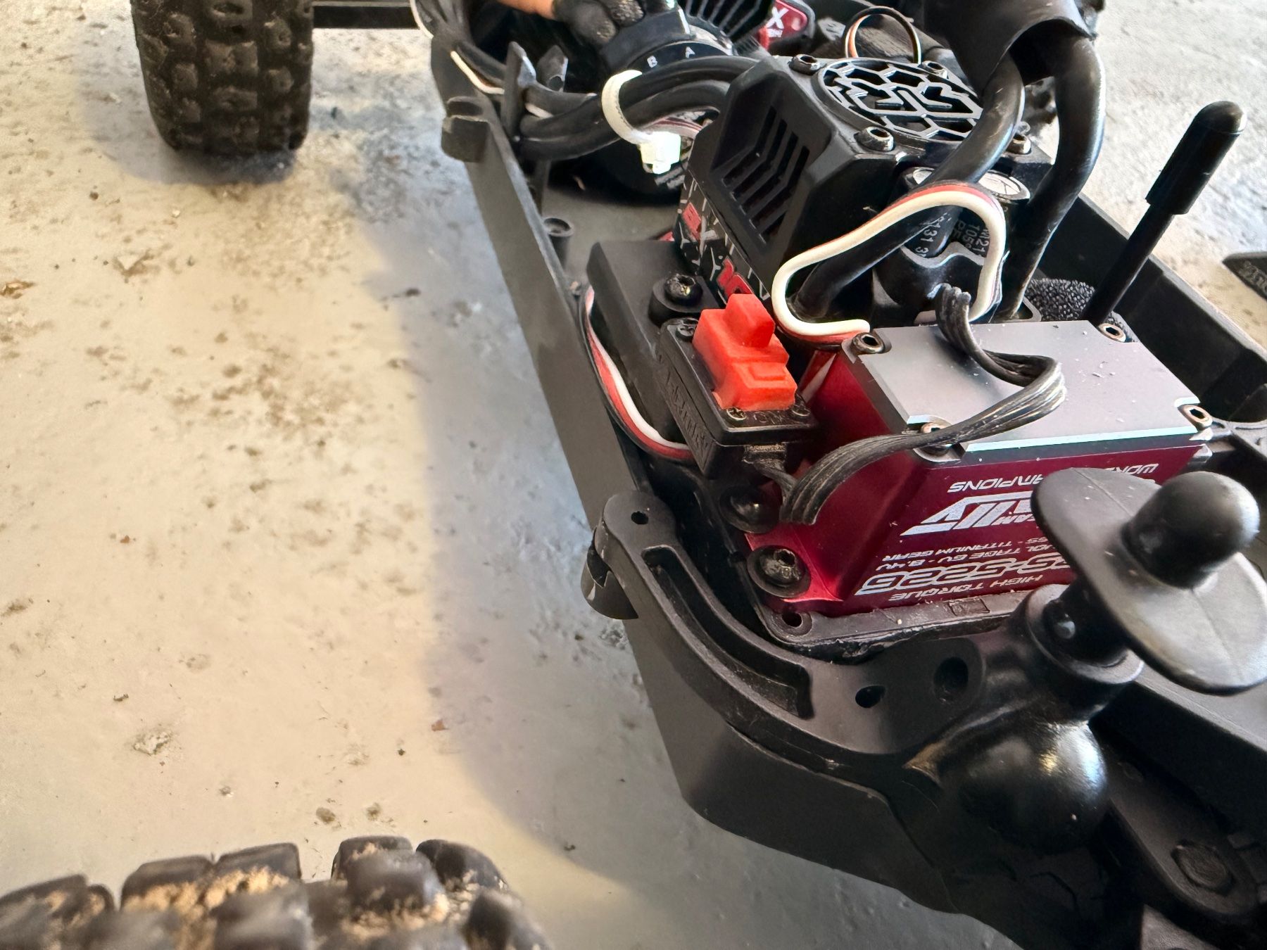 Arrma RC Kits de montage: Arrma Typhon 3s – D'occasion à St.Gallen par zoroshop 1