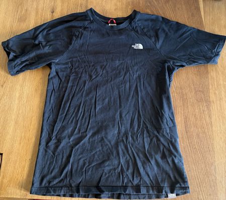 The North Face T-Shirt schwarz Grösse M/M guter Zustand