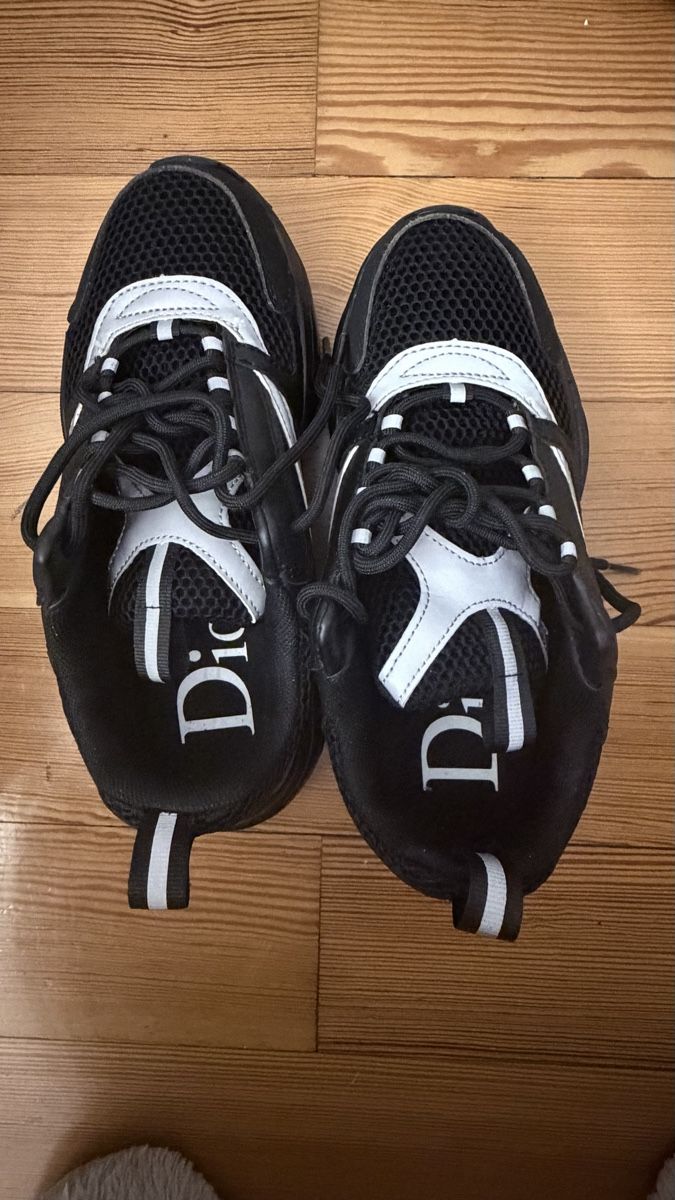 Dior Chaussures hommes: Baskets Dior B22 noir – Neuf (Voir description) à Lausanne par oli_s9xj