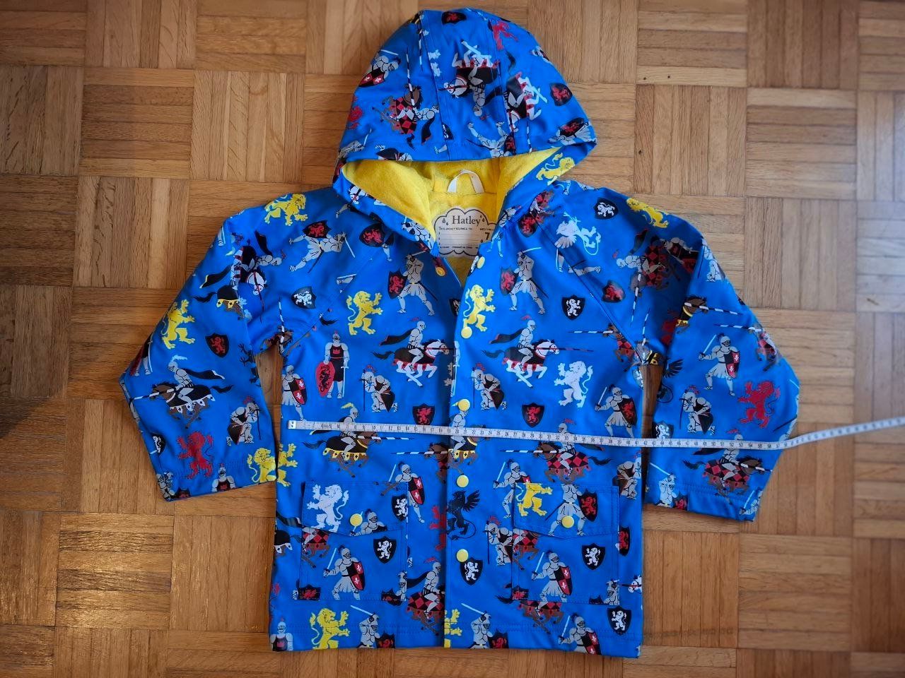 Hatley Jacken & Mäntel: HATLEY Regenjacke Veste 7 ans /122 – Gebraucht aus Bulle von issyk-kul