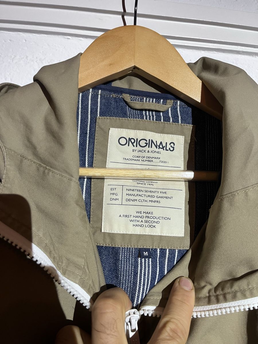 Jack & Jones Giacche: Veste Jack Jones – Usato da Lausanne venduto da ell_y6j2 1