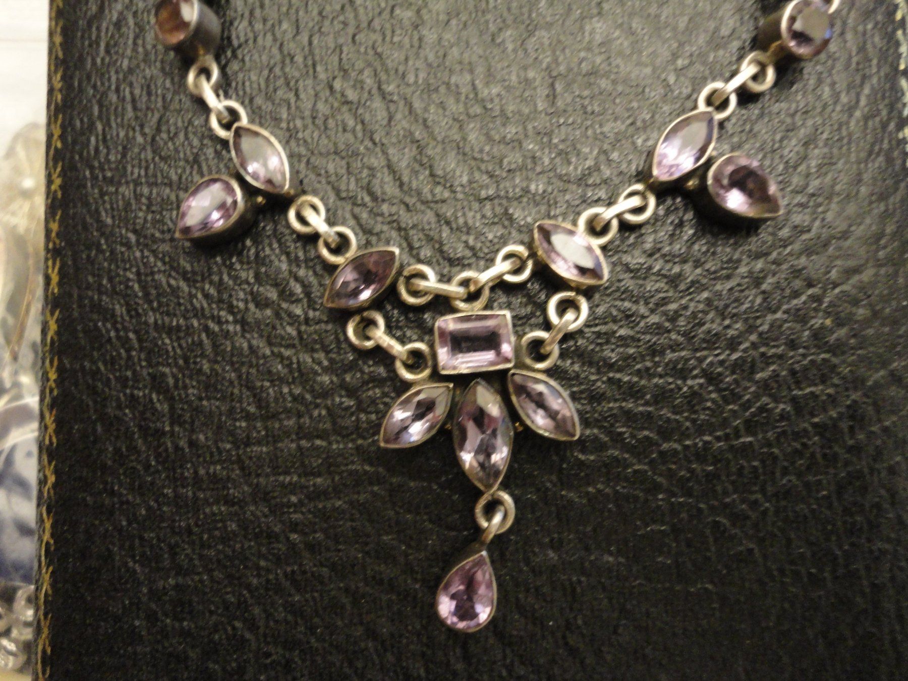 Catenine: Collier, Silber, mit Amethisten – Usato da Bischofszell venduto da Joachim-115 3