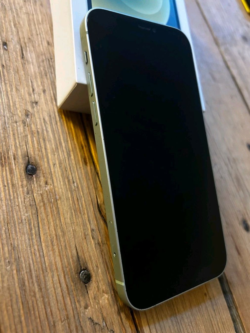 Apple Telefoni cellulari / Smartphones: iPhone 12 (128GB) Akku 98% – Usato da Luzern venduto da Waince786 2