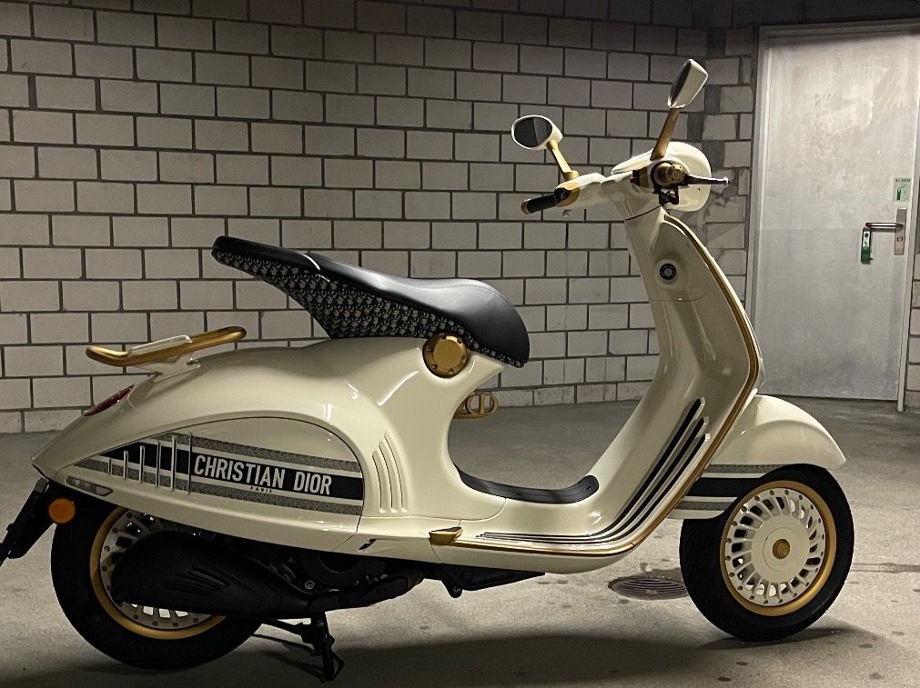 Vespa Scooter: Vespa 946 Dior – Nuovo (secondo la descrizione) da Horw venduto da ankt53 3