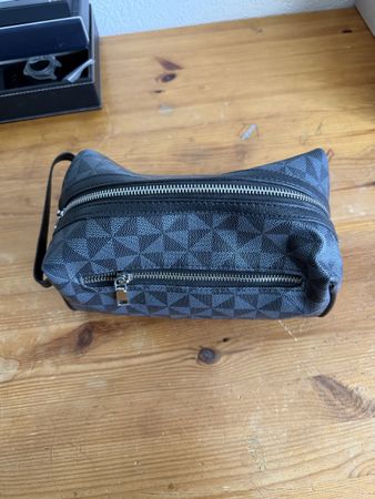Trousse de toilette 