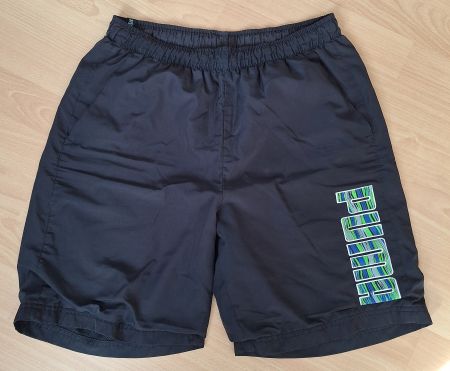 Puma Sportshorts schwarz mit Logo Grösse 48/50