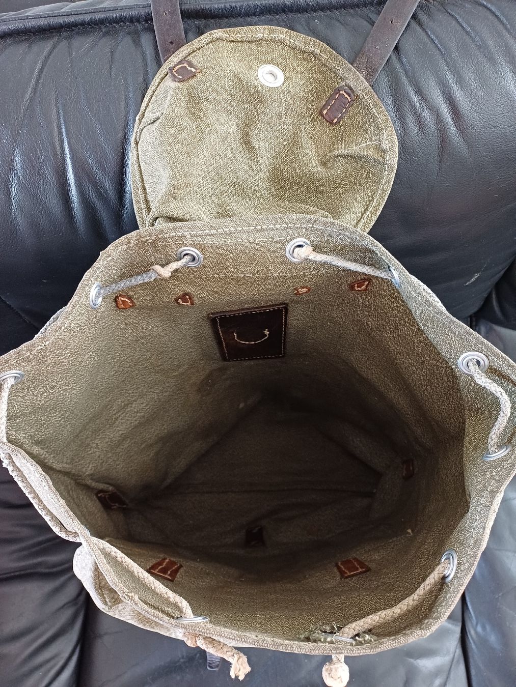 Schweizer Armee Rucksäcke: Sack,Rucksack Schweizer Armee von 1952 – Gebraucht aus Ebersecken von Napf08 2