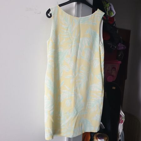 comma schönes Sommerkleid Gr. 34