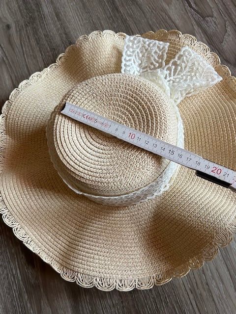 Copricapi, berretti & cappellini: Der stylische Hut -  Gr ca. 58 cm – Usato da Neerach venduto da romiping 7