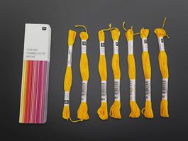 RICO DESIGN gelbes Stickgarn