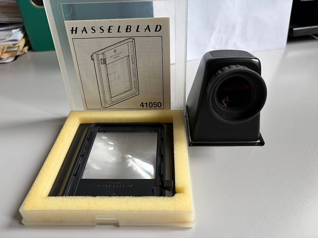 Hasselblad Fotocamera: Hasselblad SWC Accessories – Usato da Cugnasco venduto da malbeats