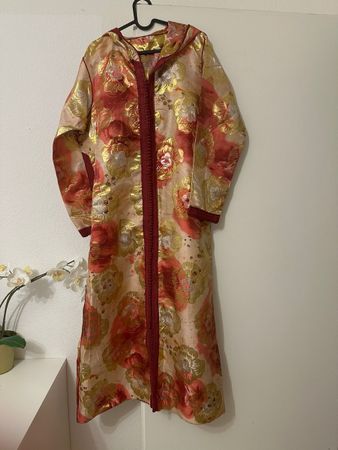 Wunderschöner Kaftan mit Kapuze, festlich & besonders!