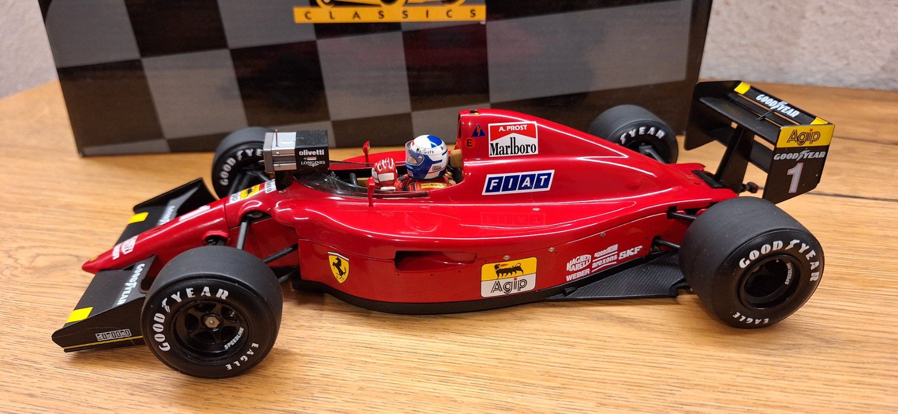 Ferrari 641/2 F1 Alain Prost Mit Computer Monitor Exoto 1:18 (Neu
