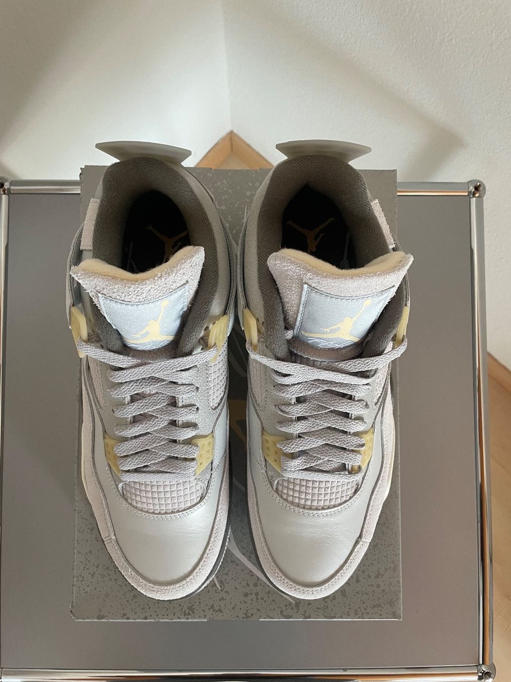 Jordan Scarpe da uomo: Jordan 4 Retro SE  Craft Photon Dust EU45 – Nuovo e nell'imballaggio originale da Reutigen venduto da Adweng 3