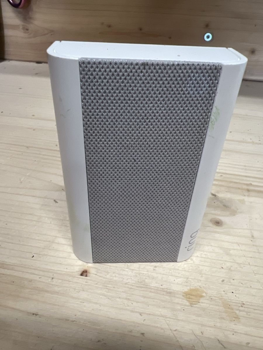 Sistemi d'allarme: Ring Chime Pro 2nd Generation Wi-Fi Extender white – Usato da Prangins venduto da AndreGB