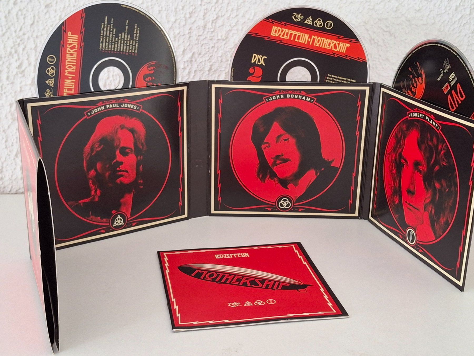 CD: 2CD + DVD Led Zeppelin - Mothership! – Usato da Aarberg venduto da Jackup1 3
