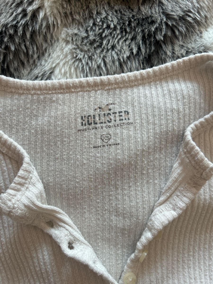 Hollister Top: Hollister longsleeve – Usato da Buchrain venduto da mer_2yht 1